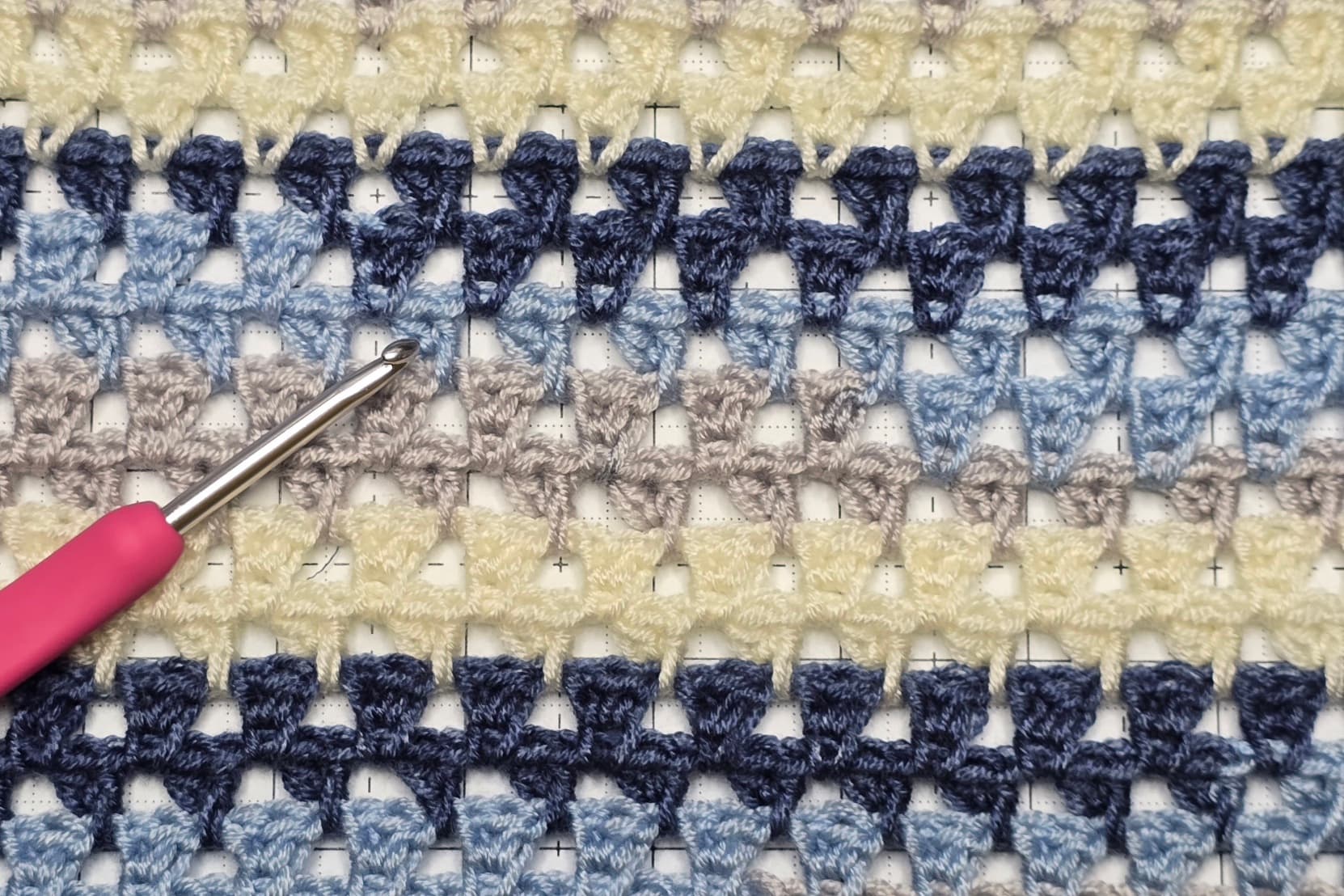 Rows of half diamond stitch