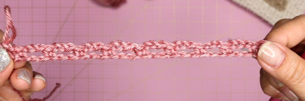 Floating V-stitch row 1