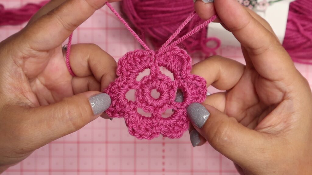 Rose motif round 3